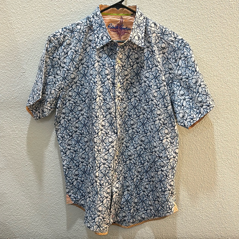 ROBERT GRAHAM Abstract Shark Print Short Sleeve Button Up L